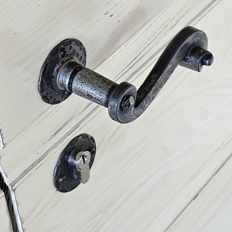 Maniglia con rosetta e bocchetta in Ferro - Thumbnail 3