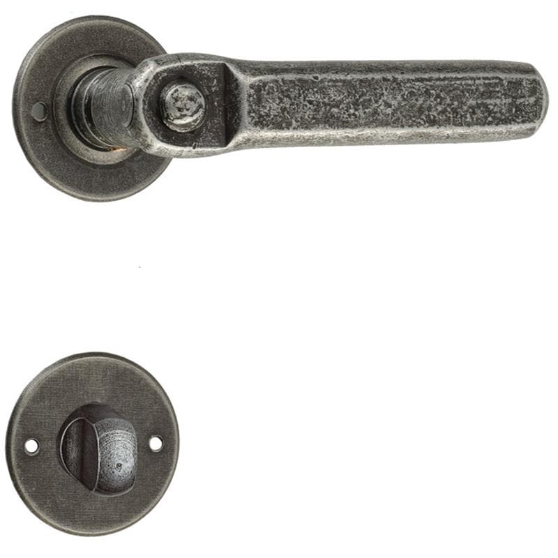 Maniglia con rosetta e bocchetta